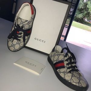 Gucci Supreme Low Top